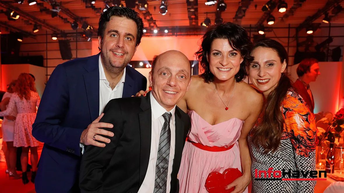 bernhard hoëcker ehefrau fotos