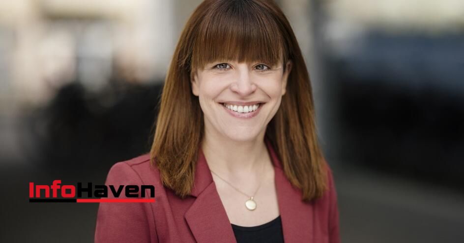 julia reuschenbach blind